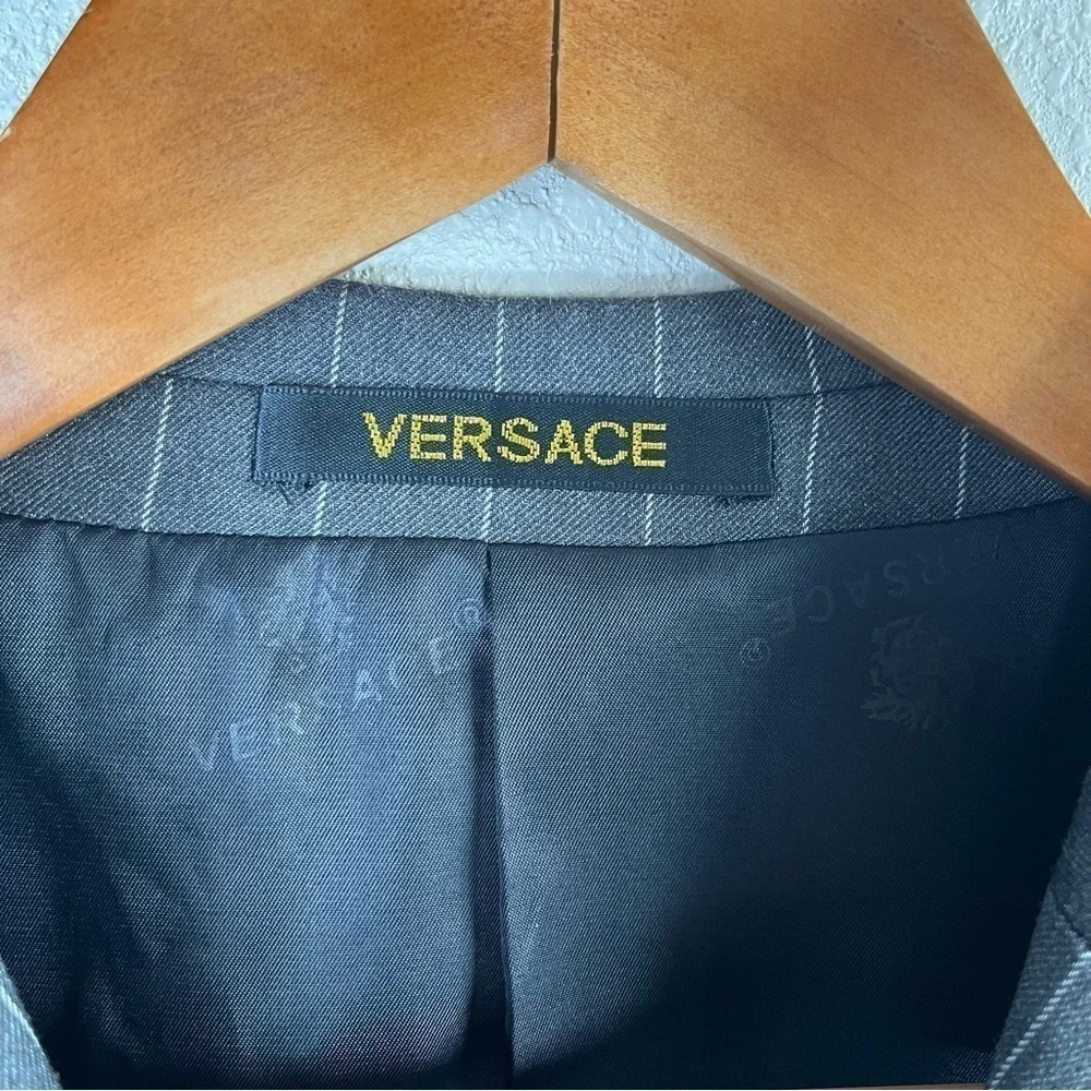 GIANNI VERSACE Vintage 90s Charcoal‎ Pinstripe Spot Coat Blazer